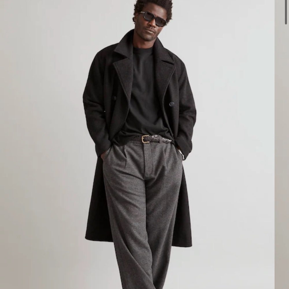 Double-Breasted Topcoat in
Italian Fabric